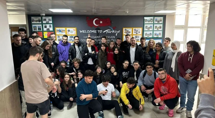 Permakültür projesinde bir araya gelen katılımcılar